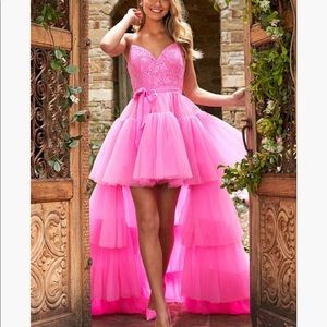 Sherri Hill Tiered tulle high-low dress sz 2